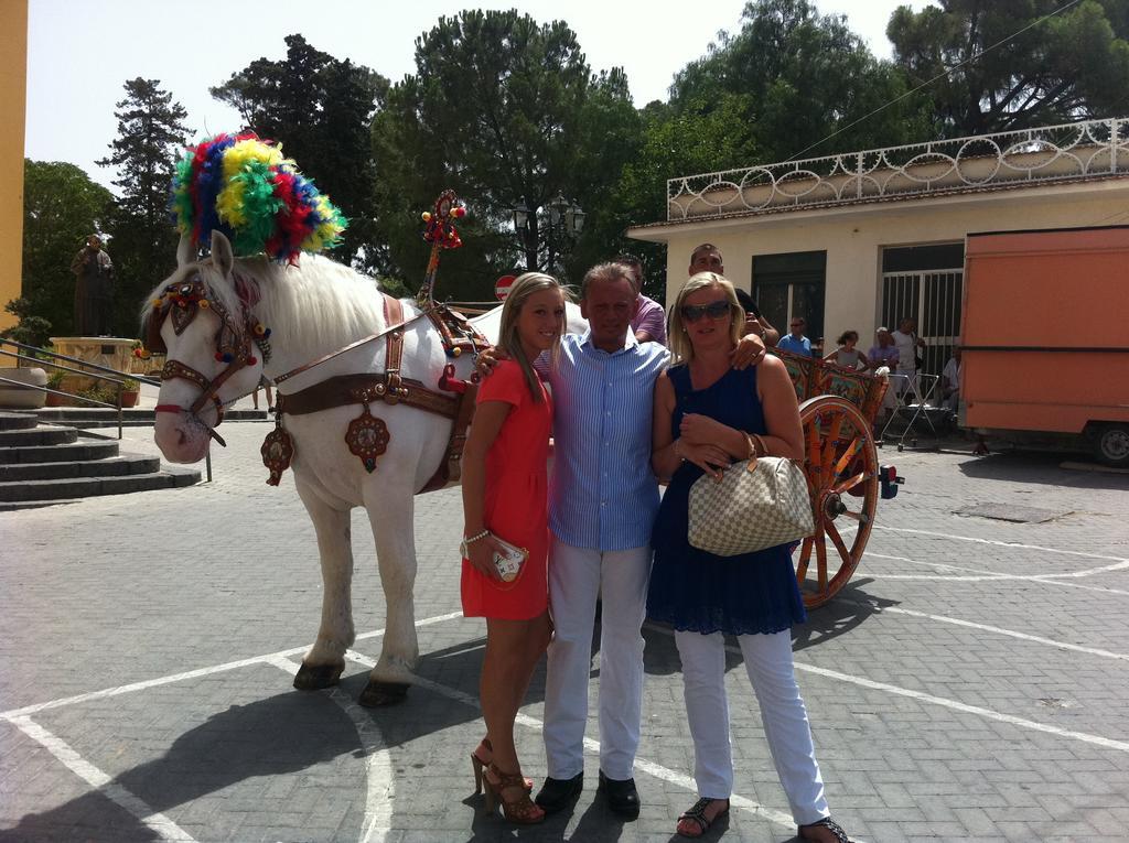 Hotel Sicania Montedoro ภายนอก รูปภาพ